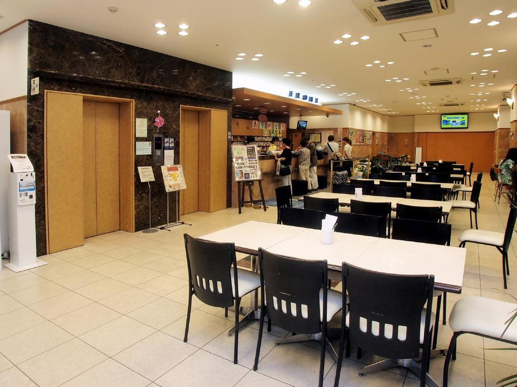 Toyoko Inn Hokkaido Sapporo-Eki Kita-Guchi Екстер'єр фото